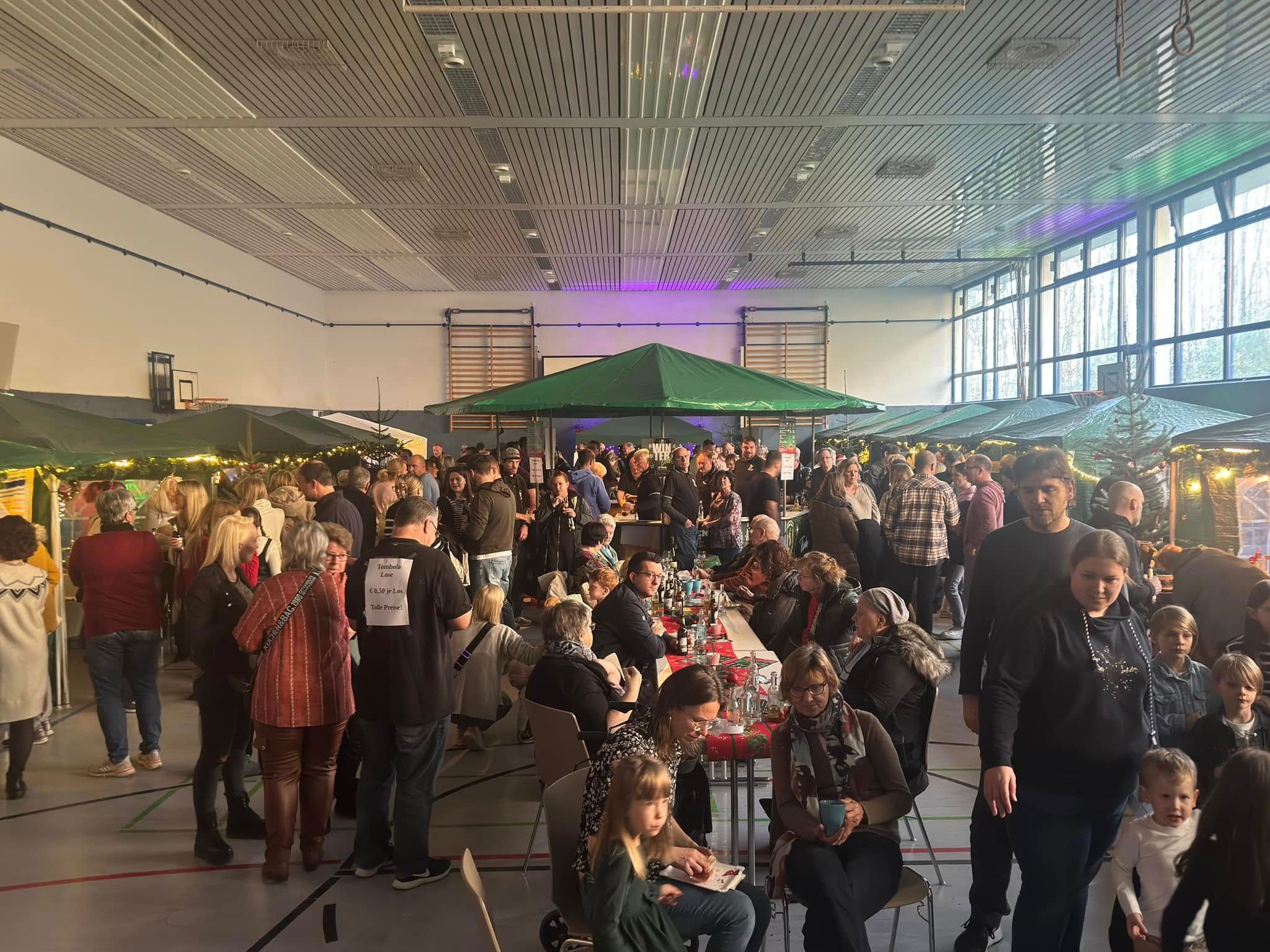 Indoor-Weihnachtsmarkt